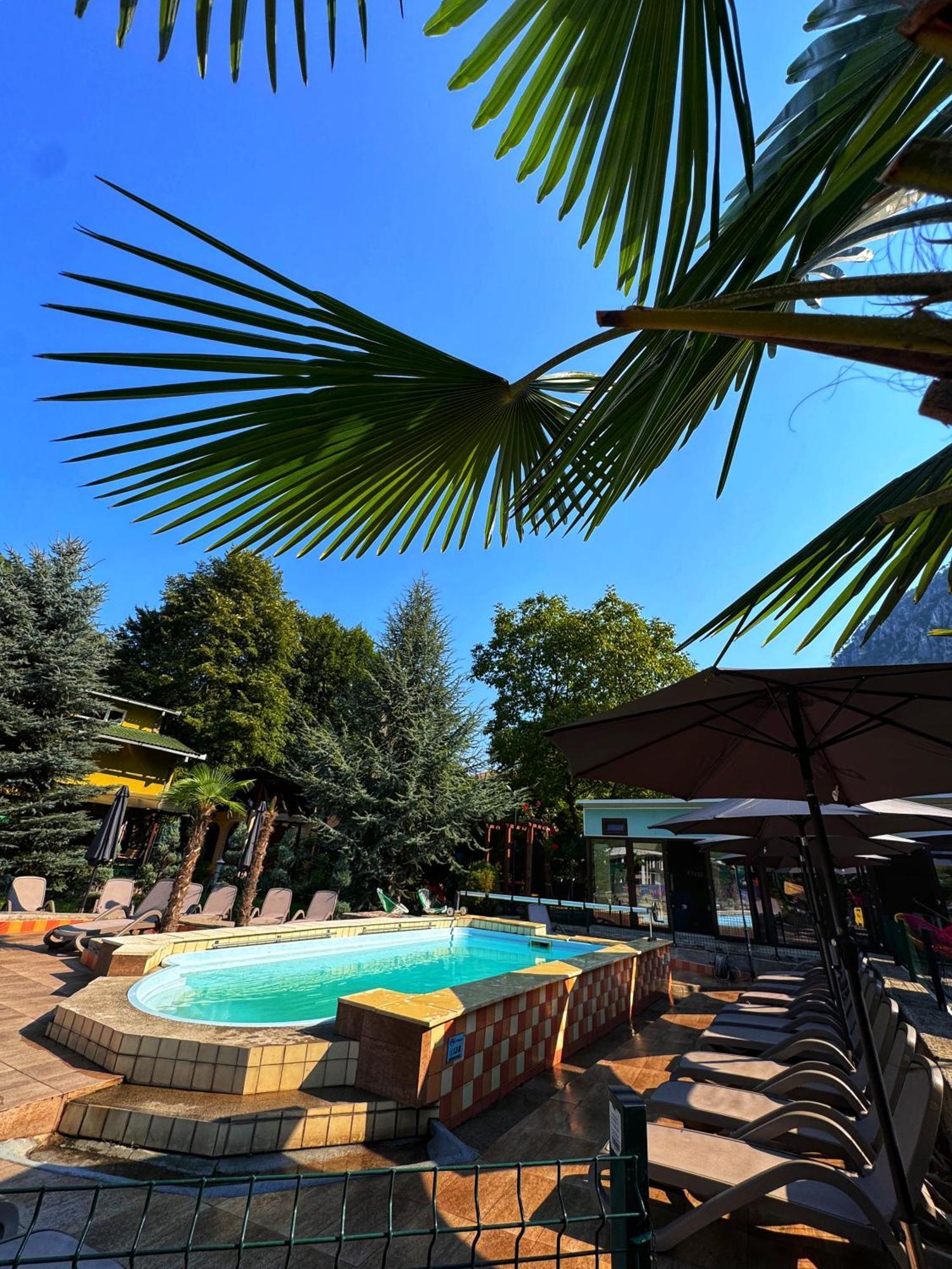 Pensiunea El Plazza Băile Herculane Εξωτερικό φωτογραφία